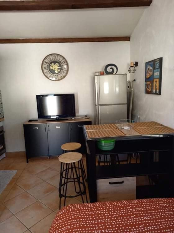 Studio Climatise Dans Villa Calme A 15Km De Cannes Peymeinade Ngoại thất bức ảnh